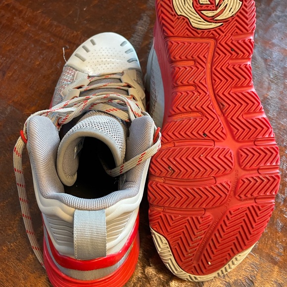 Adidas Son of Chi basketball shoes M 9 - Picture 7 of 8